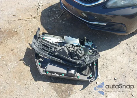 2015 Honda Odyssey Touring/Touring Elite из США, поврежденный, VIN 5FNRL5H94FB074658